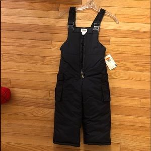 Oshkosh snow suit